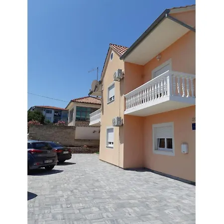 Apartments Murter * Murter