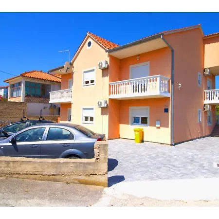Apartments Murter