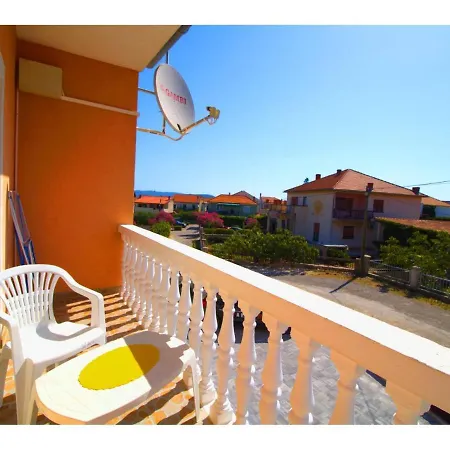 Apartments Murter Daire Murter