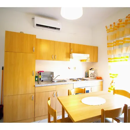 Apartments Murter Murter
